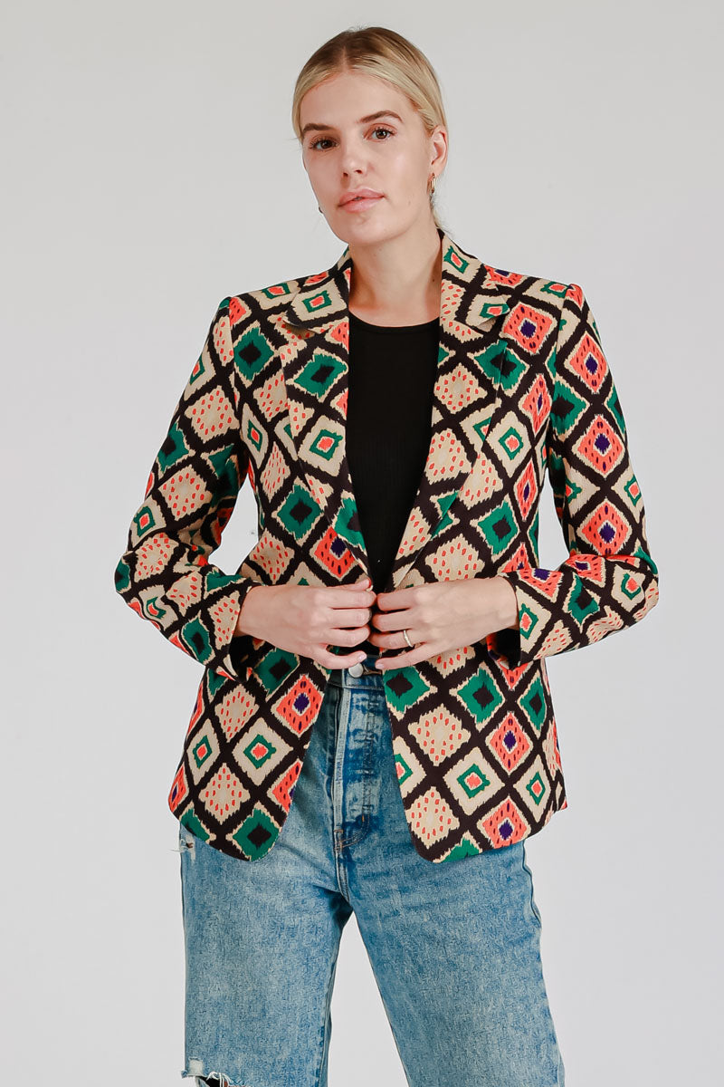 PRINTED CASUAL JACKET WITH BUTTON CLOSURE AND FLAP POCKET