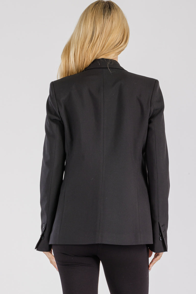 FITTED JACKET WITH BUTTON CLOSURECASUAL JACKET WITH FULL LINING