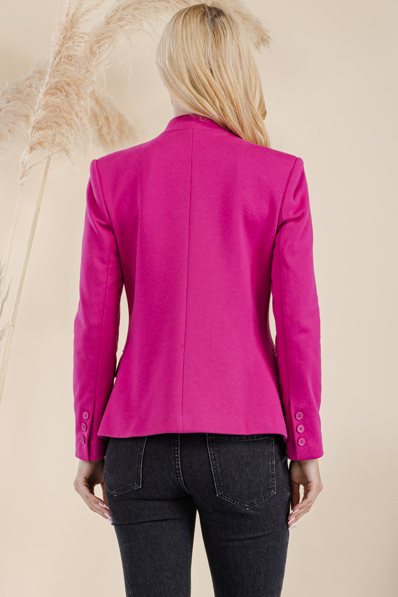 NOTCH COLLAR FITTED JACKET WITH BUTTON CLOSURE