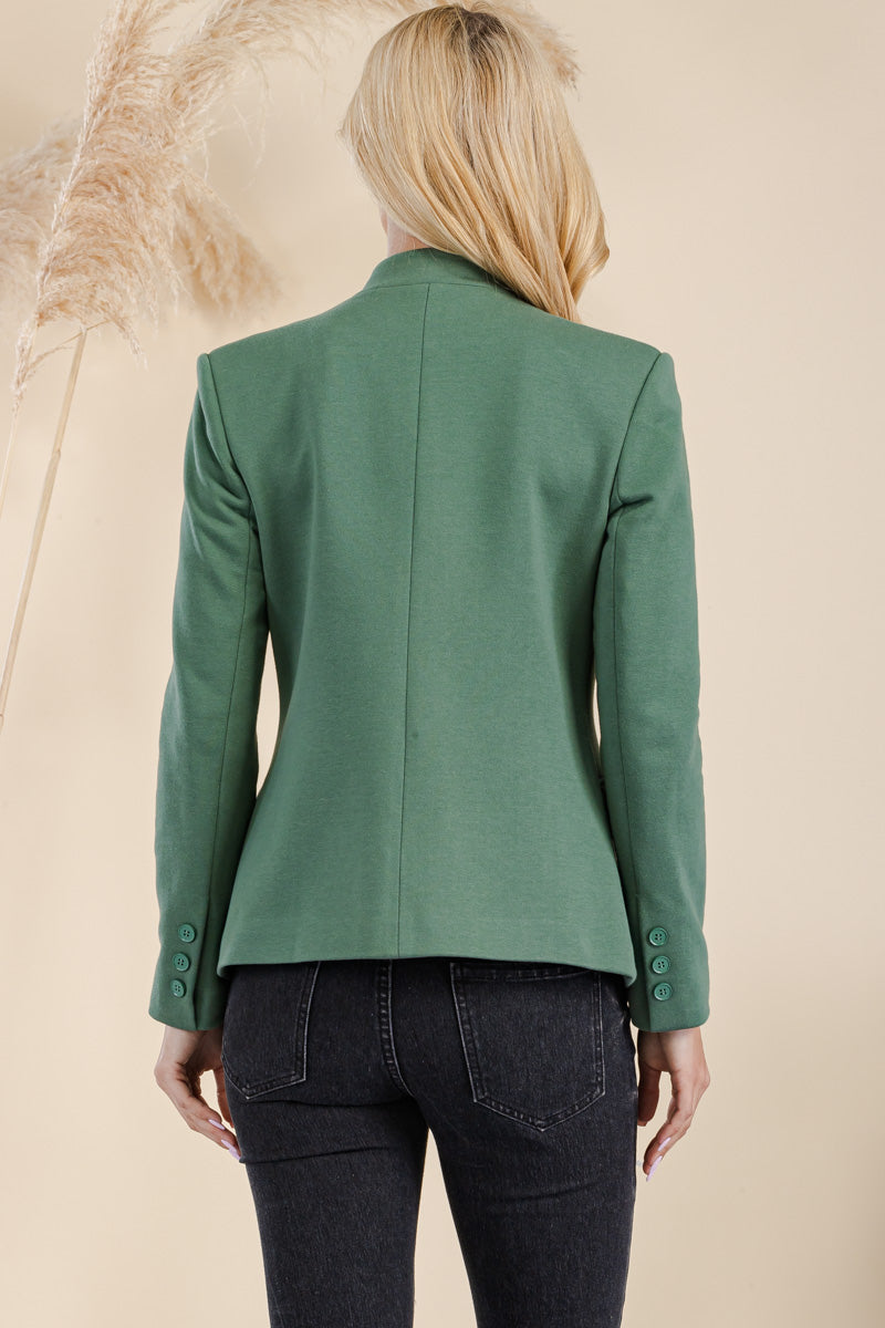 NOTCH COLLAR FITTED JACKET WITH BUTTON CLOSURE